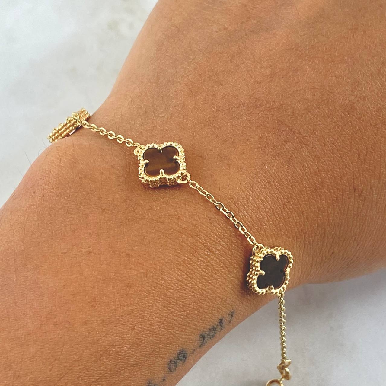 Classic Link Bracelet Gradual VCyA Clover 4.25gr / 16.5cm-19cm / 1.5mm Spotted Tiger Eye Yellow Gold 18K