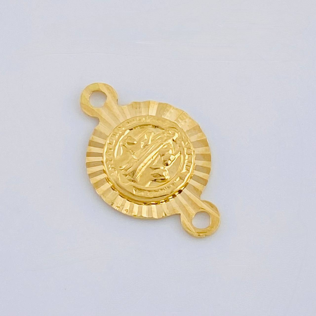 Charm San Benito 0.95 g / 3/4 in Yellow Gold 18K