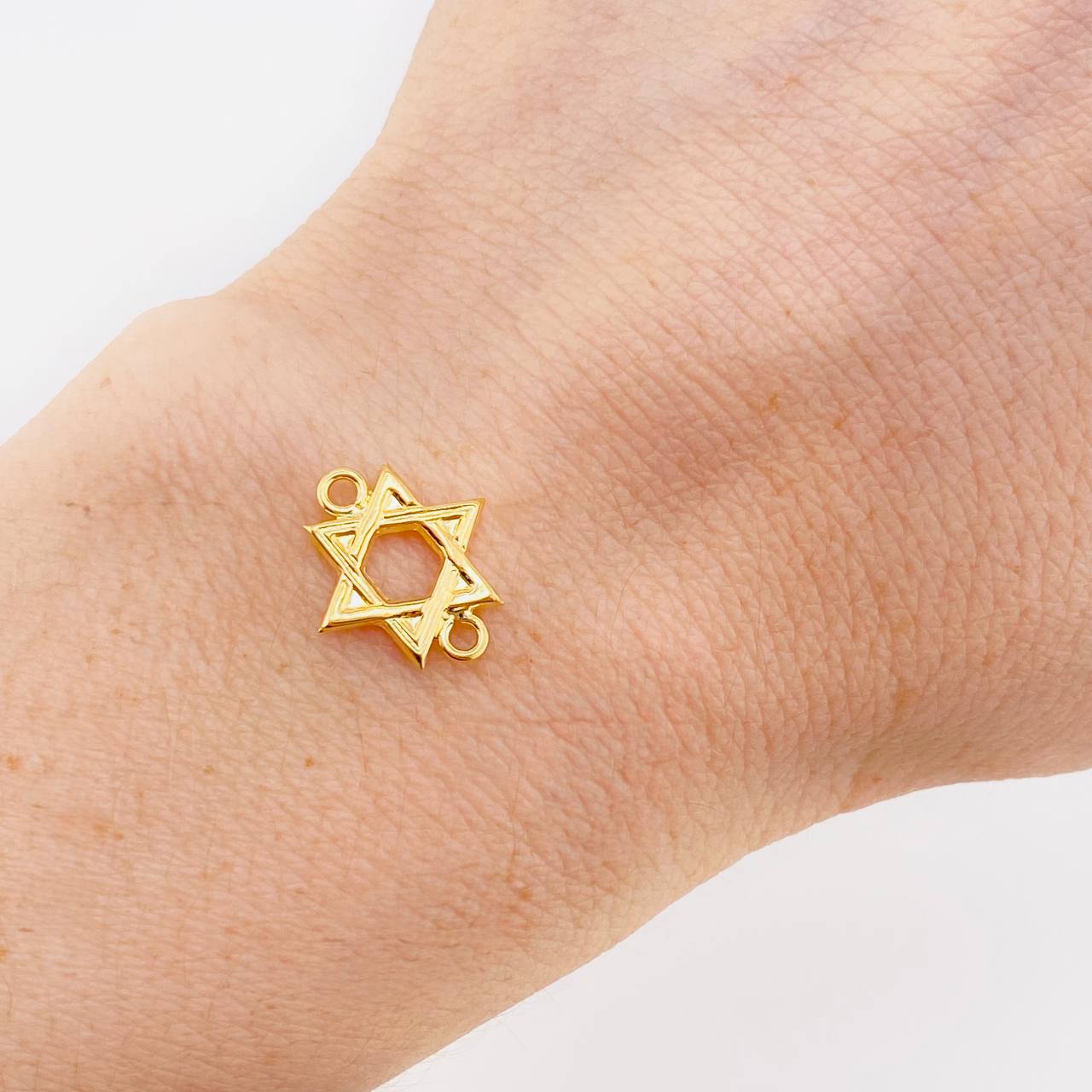 Herraje Estrella De David 0.6 g / 3/4 in Oro Amarillo 18K