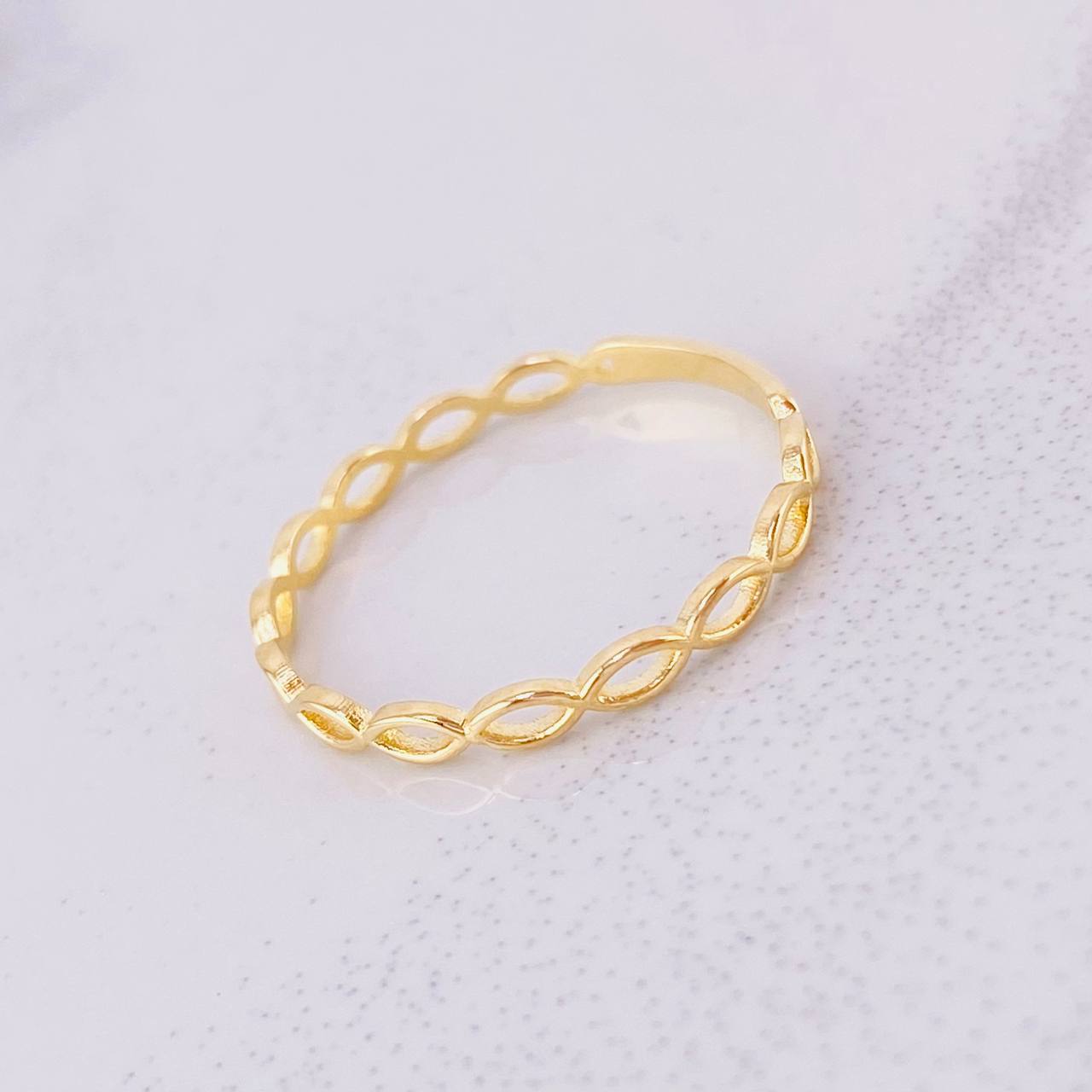 Infinity Ring 0.8g / T7 Yellow Gold 18K