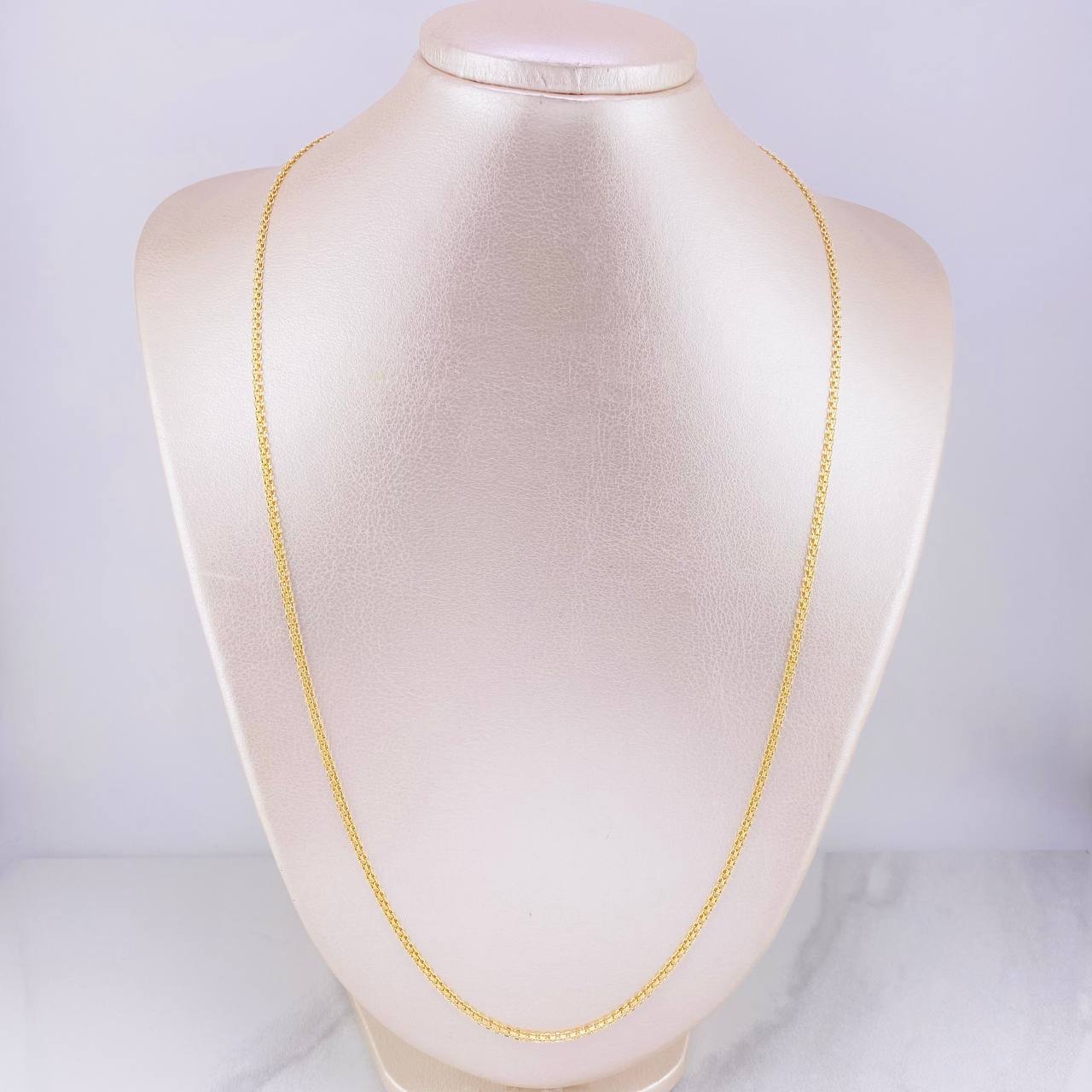 Cadena China 5.9g / 24 in / 2.2mm Oro Amarillo 18K
