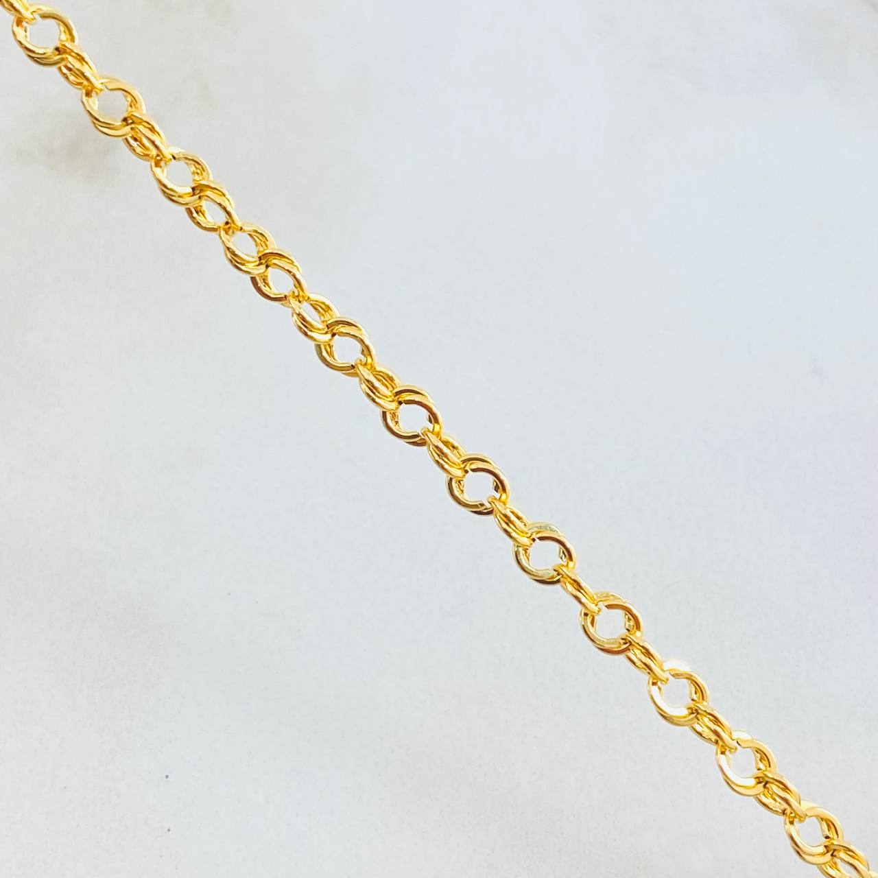 Cadena Lazo Roll-On 4.05gr / 19 3/4 in / 3.3mm Oro Amarillo +3 18K *