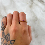 Anillo Media Churumbela Esferica 1.75gr / T7 / Circones Fucsia Oro Amarillo 18K