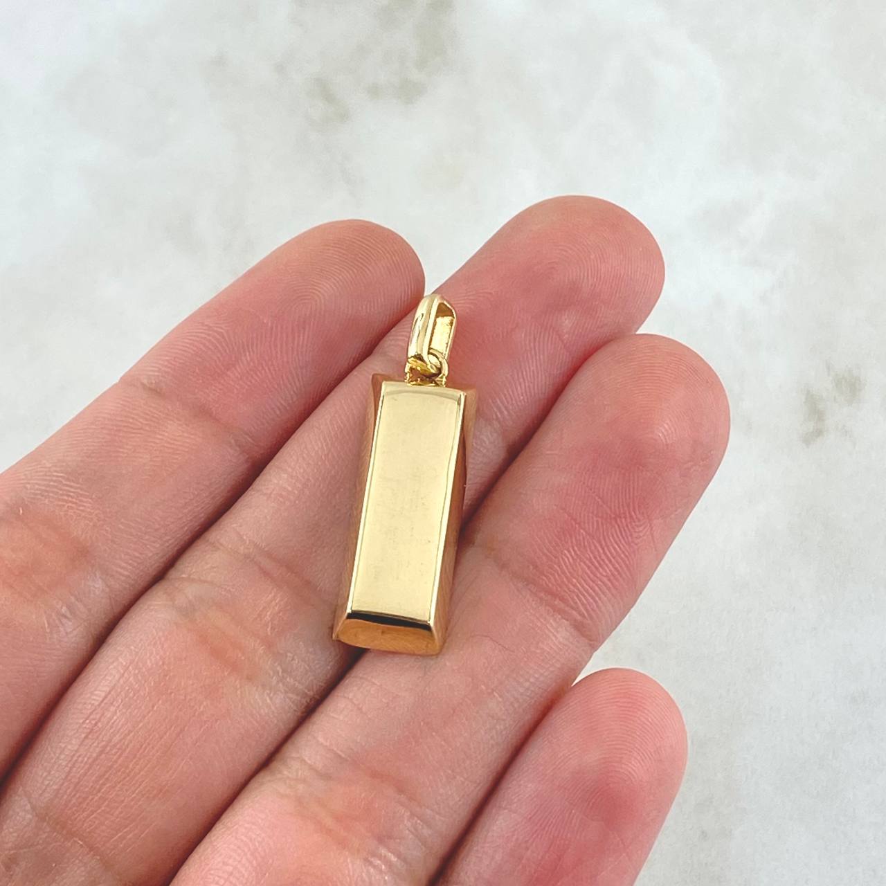 Dije Lingote 5.65gr / 3cm / Nac.Esp.Oro 18K ©