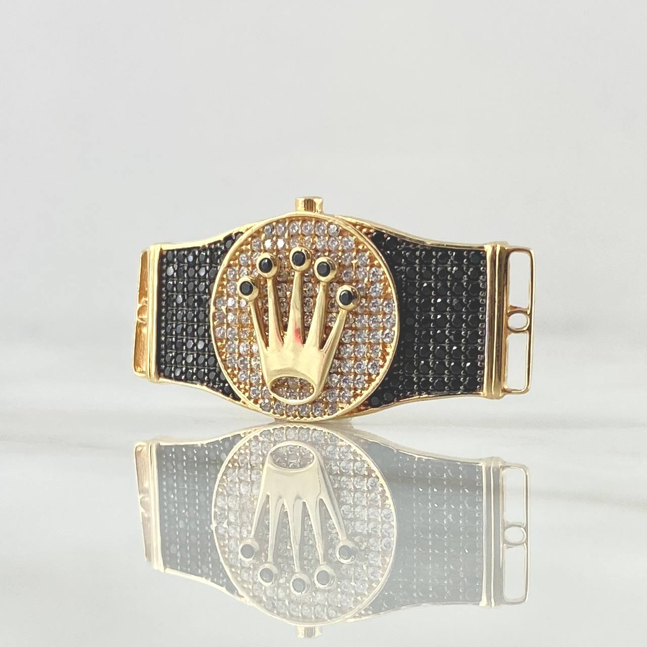 Charm Crown 7.2gr / 1.5in / Black White Zircons 18K Yellow Gold