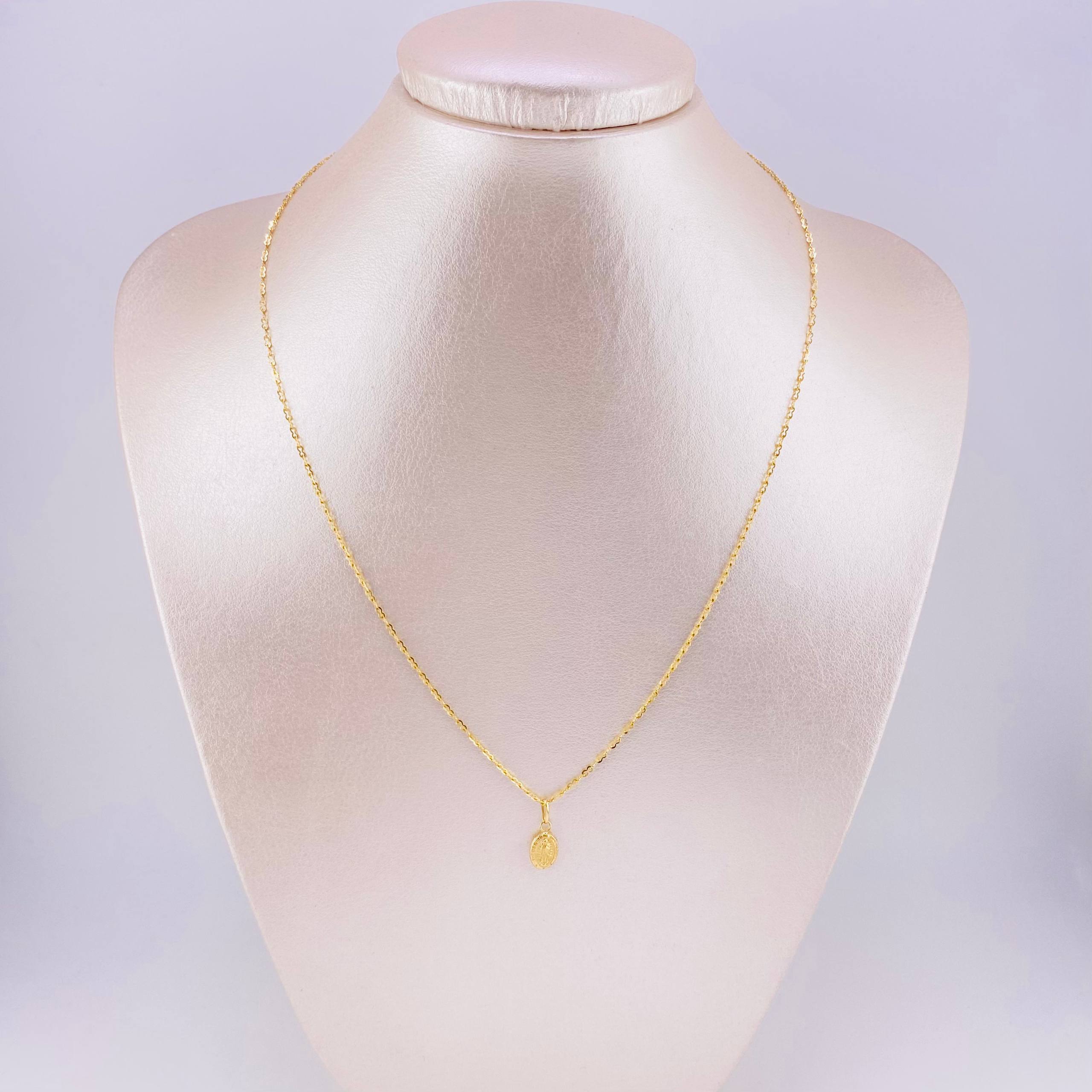 Classic Link Chain + Pendant Virgin of Guadalupe / 2.15 g / 17 3/4 in Yellow Gold 18K
