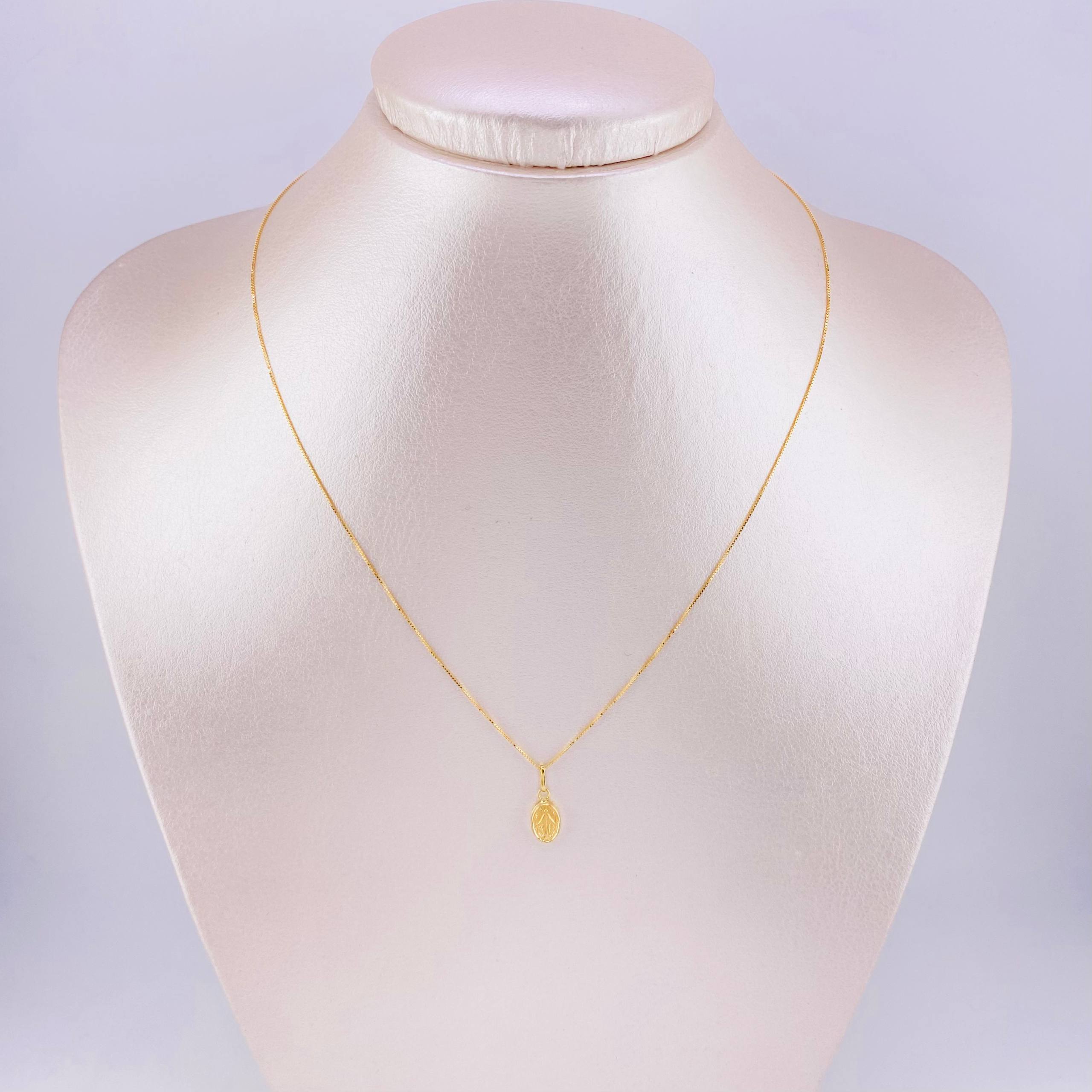 Venetian Chain + Miraculous Virgin Pendant / 1.25 g / 16 in 18K Yellow Gold