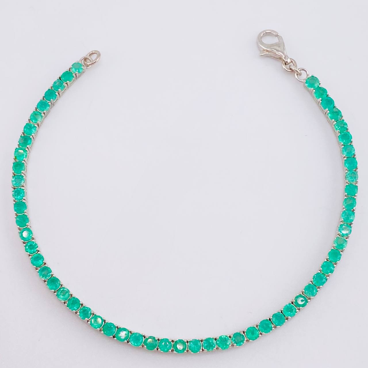 Tennis Bracelet Emeralds 3.47Qts 8 g / 7 1/2 in / 2.9 mm Sterling Silver 925