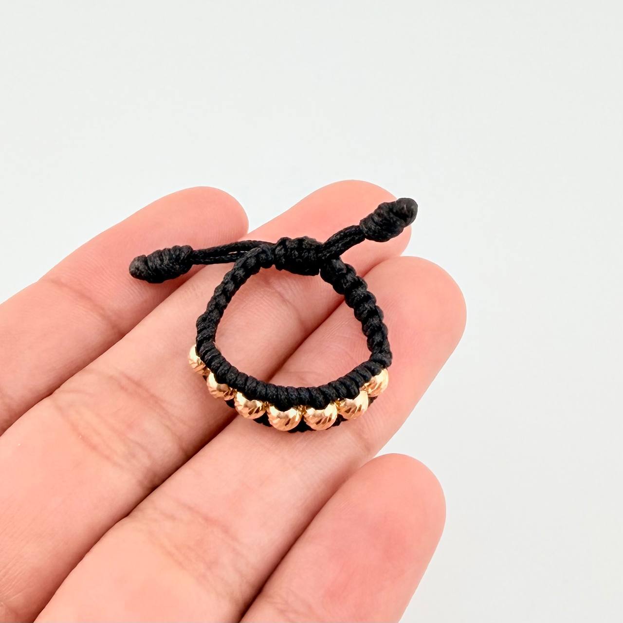 Black Woven Ring with Diamond Cut Beads 0.55 g / T7 Yellow Gold 18K