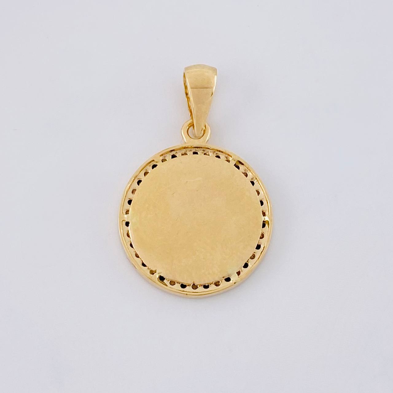 Dije Circulo ancla diamanatado 2.4g / 1 in Oro Amarillo 18K
