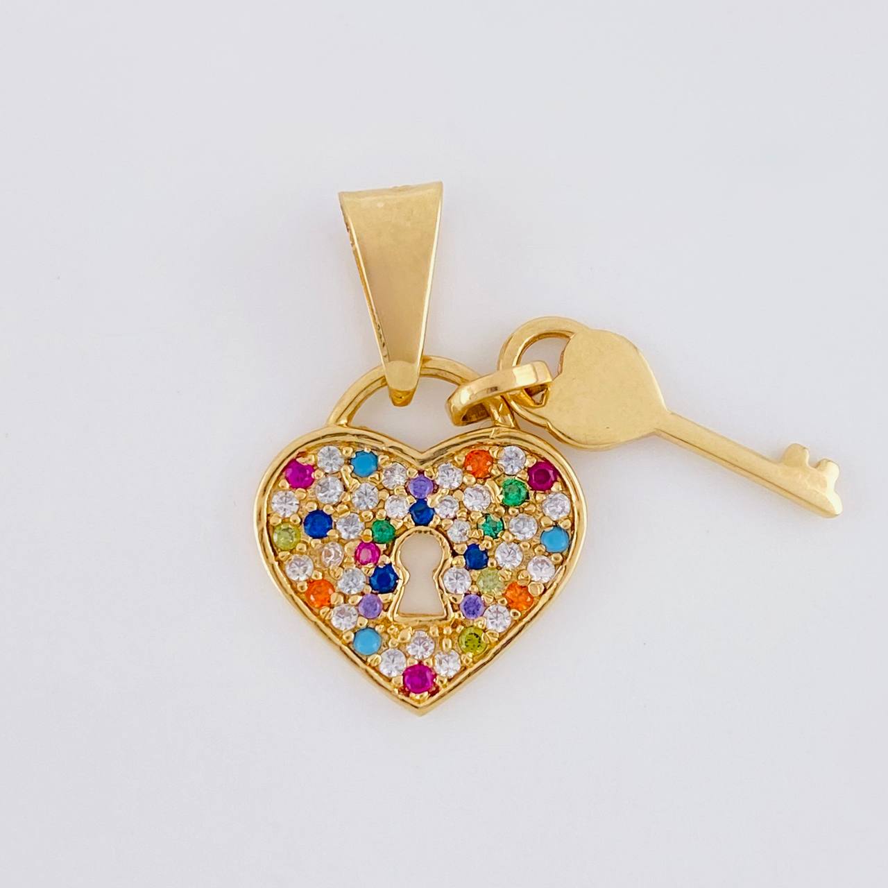 Pendant Heart Lock 2.3g / 3/4 in 18K Yellow Gold