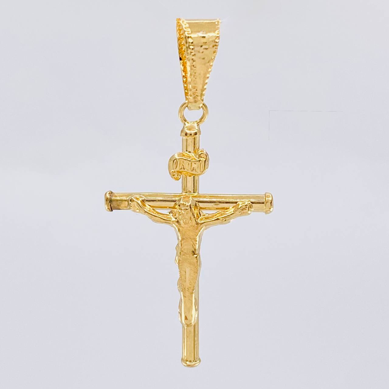 Pendant Cross Christ 1.1 g / 1 1/2 in 18K Yellow Gold