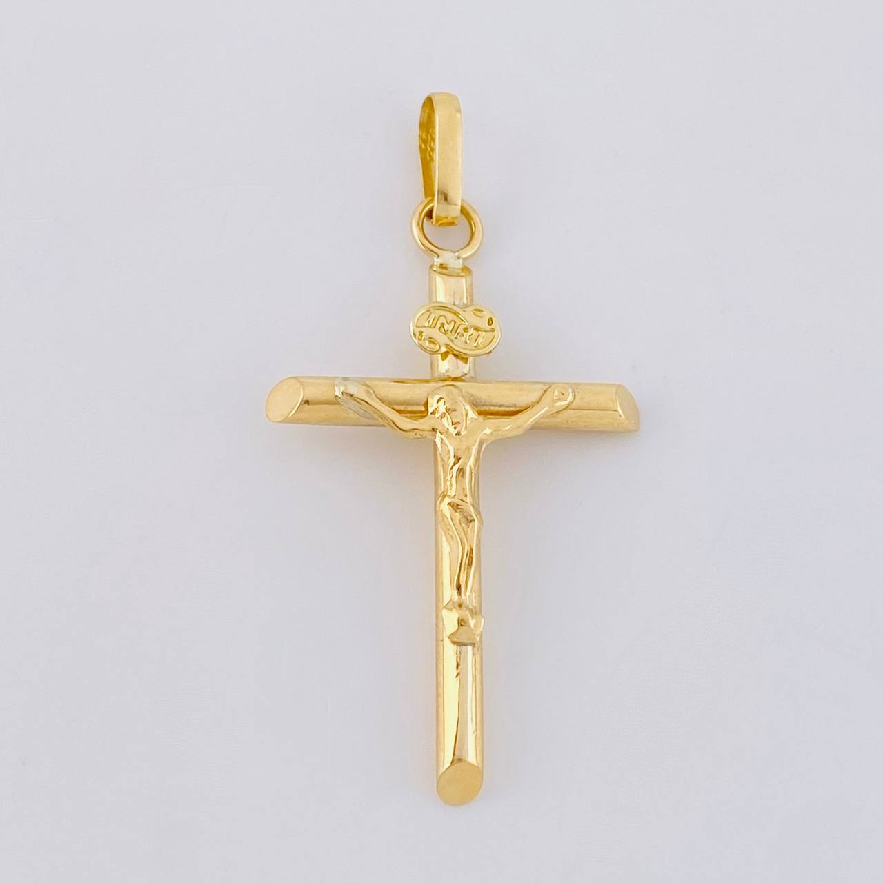 Dije Cruz Cristo Puntas Planas 1.25 g / 1 1/2 in Oro Amarillo 18K