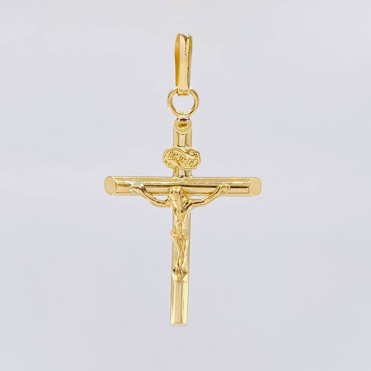 Dije Cruz Cristo Puntas Planas 1.25 g / 1 1/2 in Oro Amarillo 18K