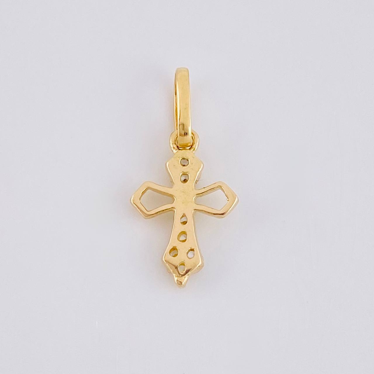 Dije Cruz Puntas Flechas 0.7g / 3/4 in Oro Amarillo 18K