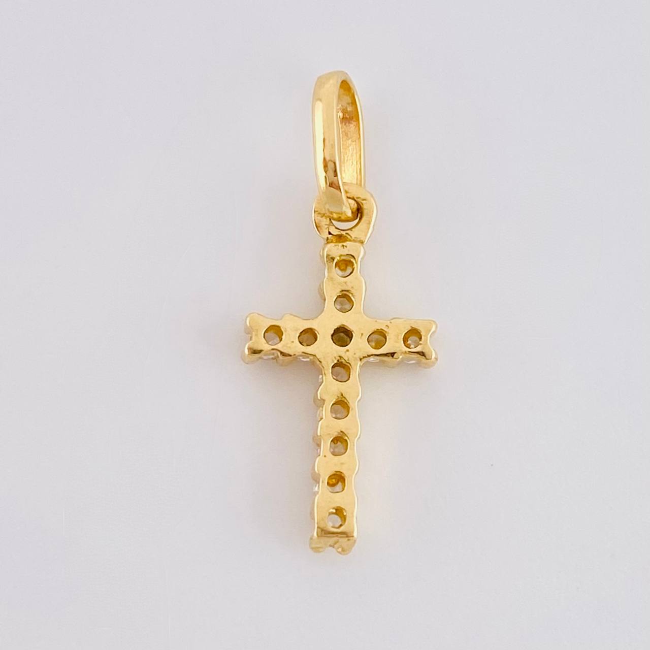 Dije Cruz Tupida 0.65g / 3/4 in Oro Amarillo 18K