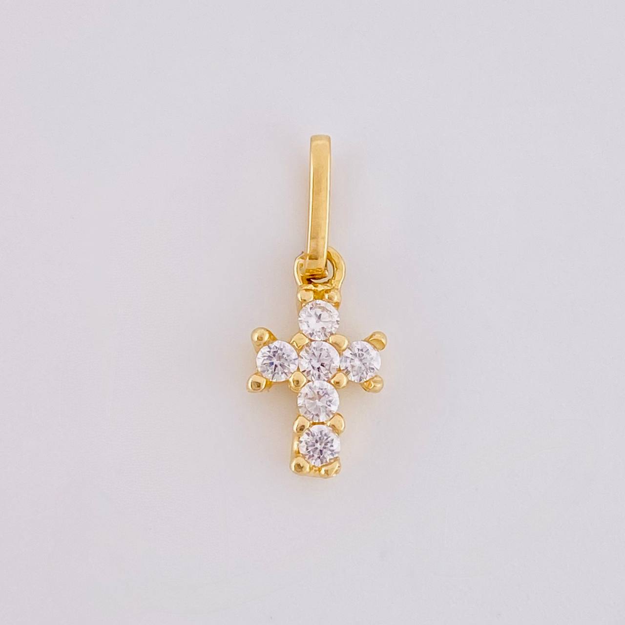 Dije Cruz Cuatro Garras 0.65g / 1/2 in Oro Amarillo 18K