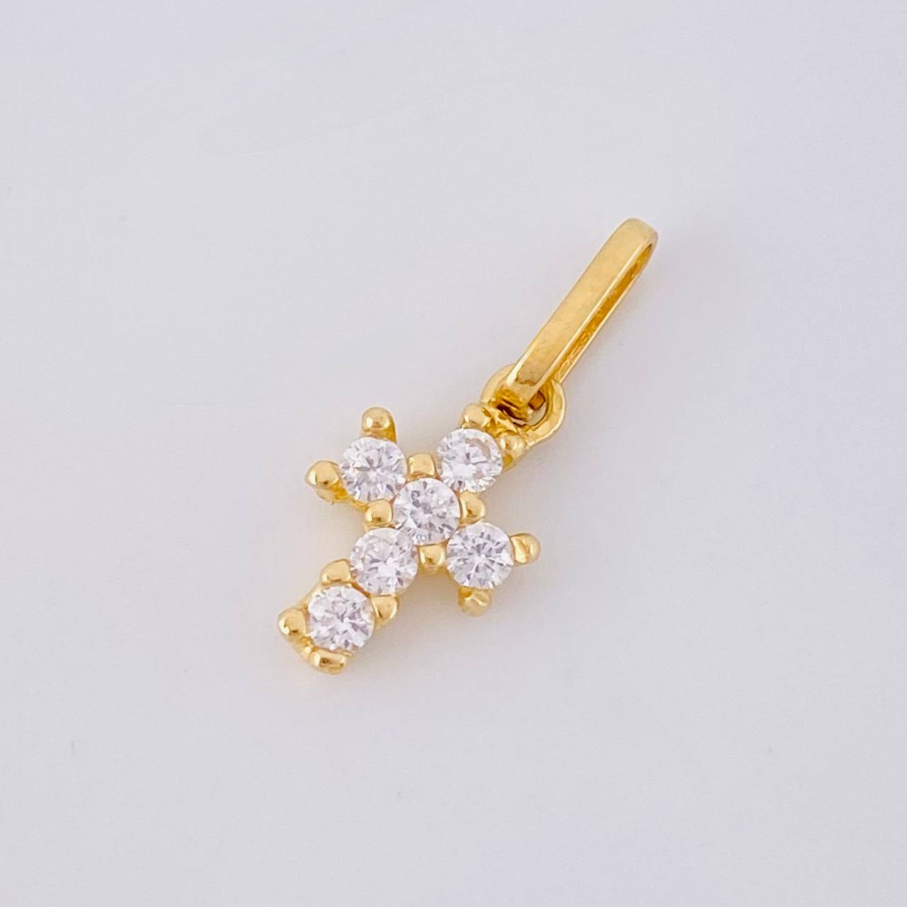 Dije Cruz Cuatro Garras 0.7g / 1/2 in Oro Amarillo 18K