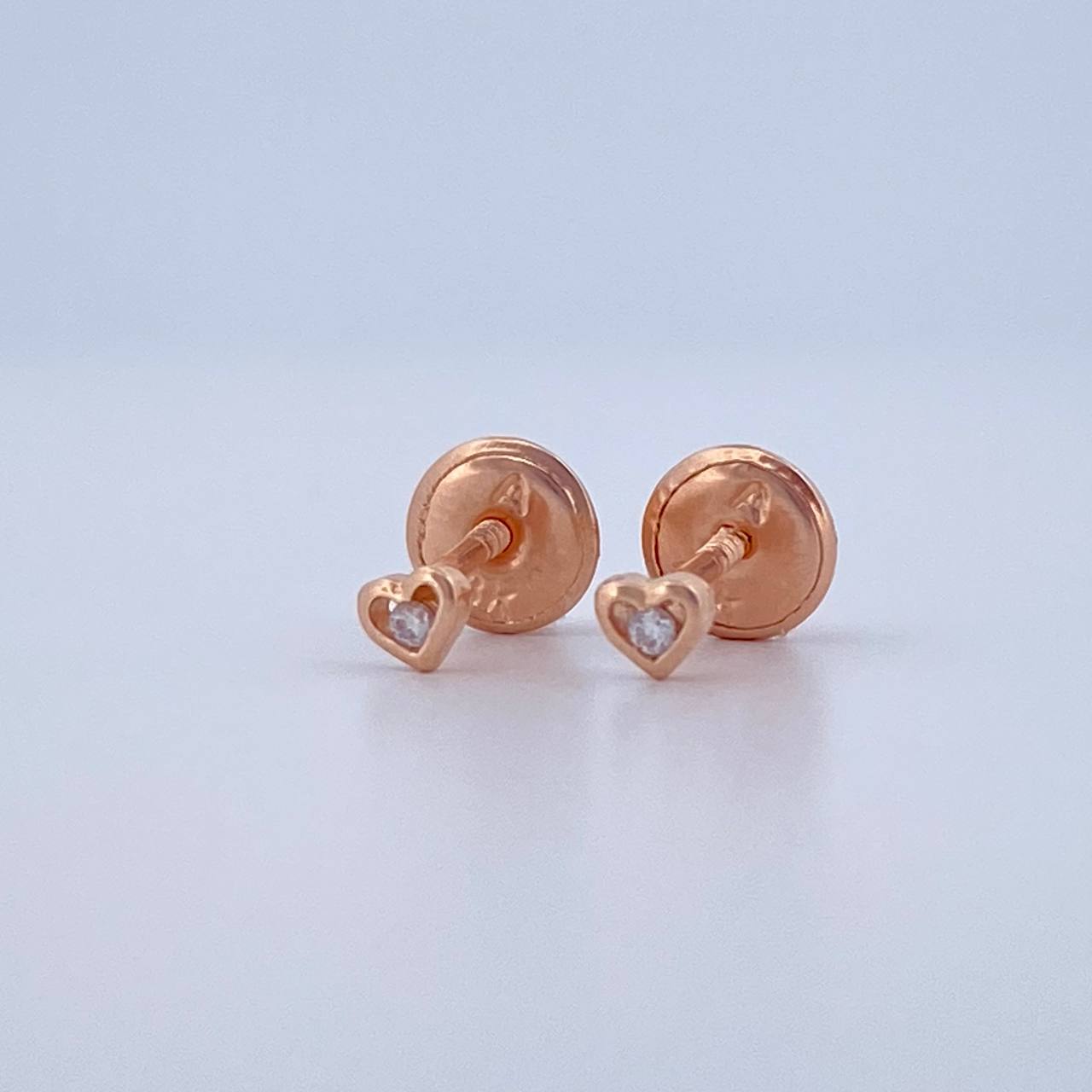 Stud Earrings 0.45gr / 18K Gold $