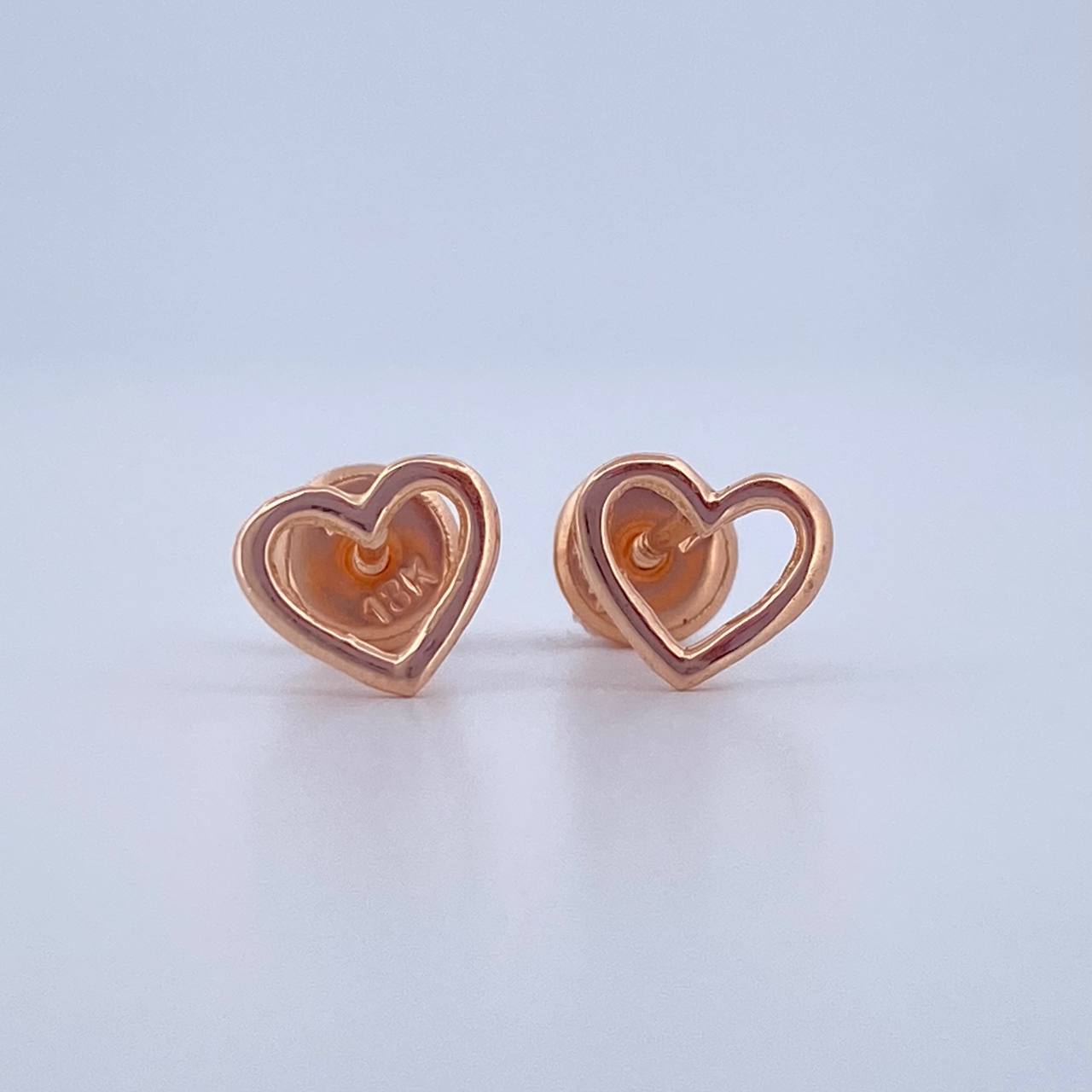 Stud Earrings 0.65gr / 18K Gold $