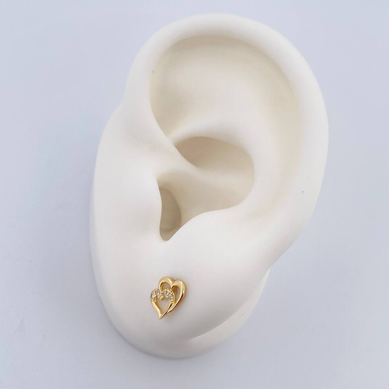 Stud Earrings Double Heart Silhouette 0.85gr / 18K Gold $