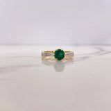 Ring Solitaire 3.35gr / Size 6 1/2 / Green and White Zircons Two 18K Yellow and White Golds &
