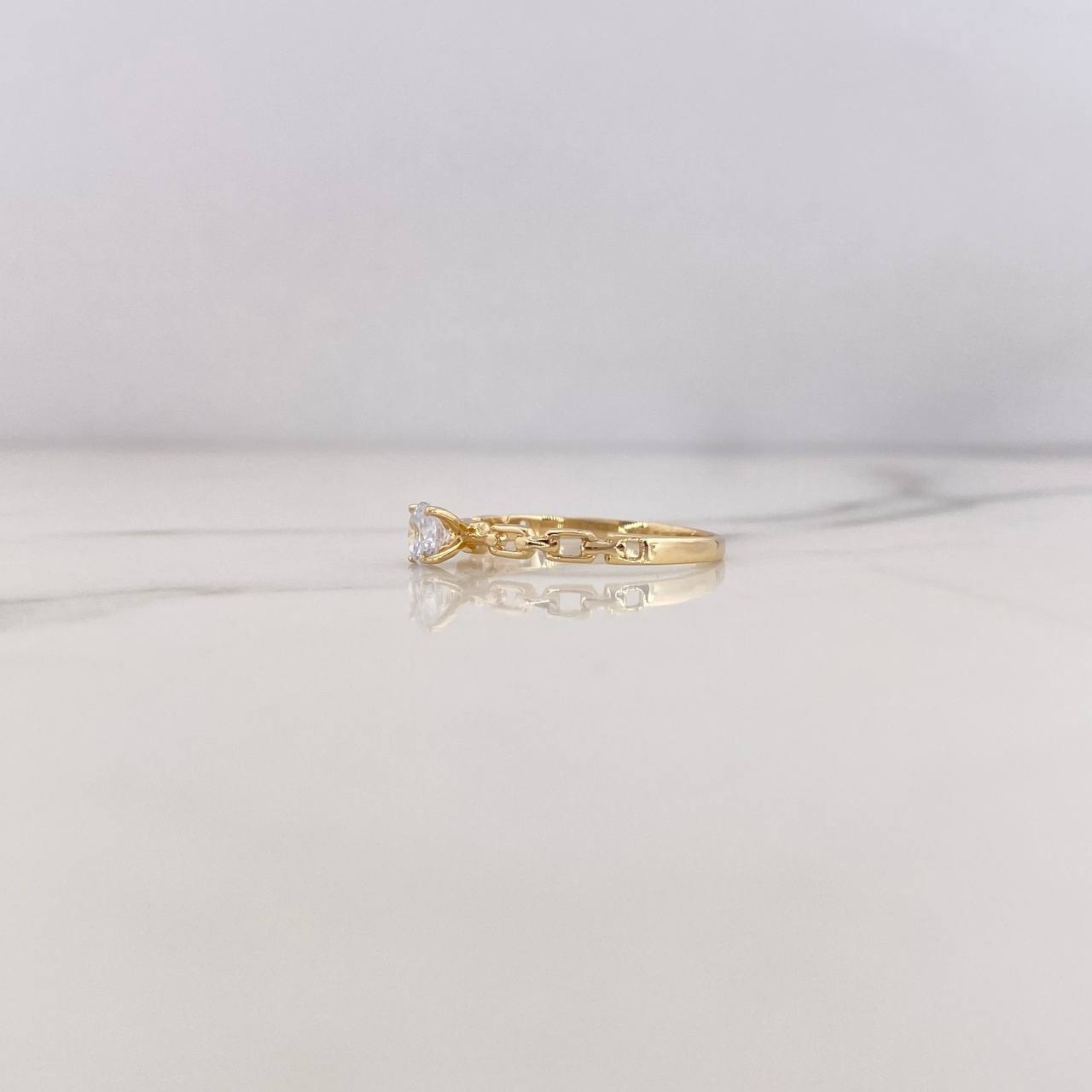 Anillo Solitario Cadena 1.4gr / T7 1/4 / Circon Blanco Oro Amarillo 18K &
