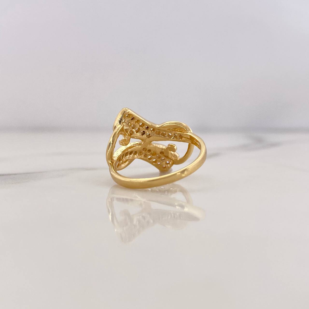 Ribbon Ring 3.95gr / Size 6 / White Zircons 18K Yellow Gold $