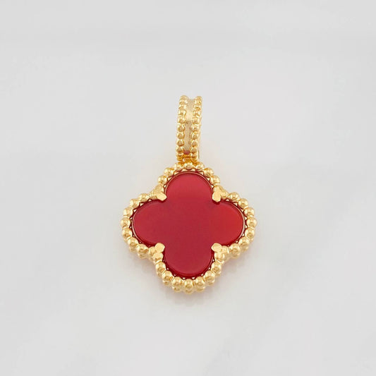 Clover Agate Pendant 5.15g / 1 1/4 in 18K Yellow Gold