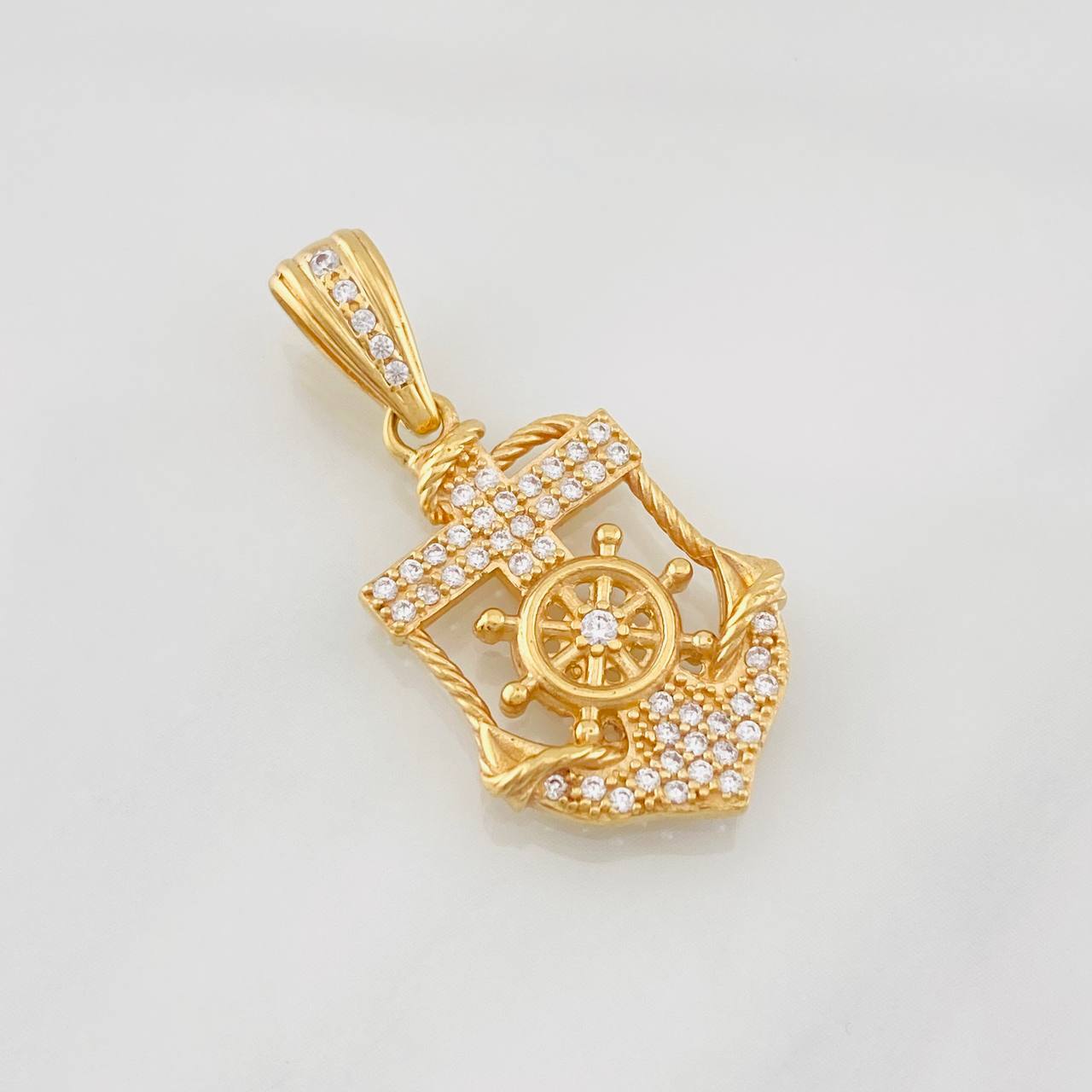 Dije Cruz Ancla 2.9g / 1 1/4 in Oro Amarillo 18K