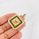 Dije Placa Calavera Espadas 8.95g / 1 1/2 in Dos Oros Negro Amarillo 18K