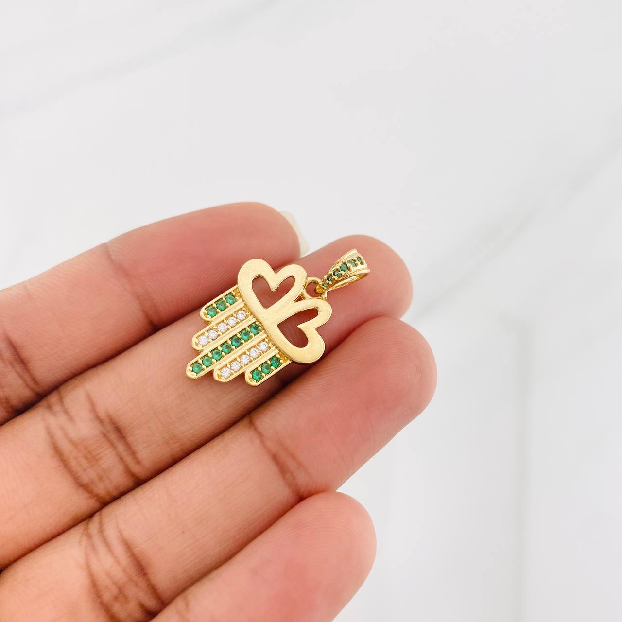 Dije Hamsa Corazones 3.1g / 1 in Oro Amarillo 18K