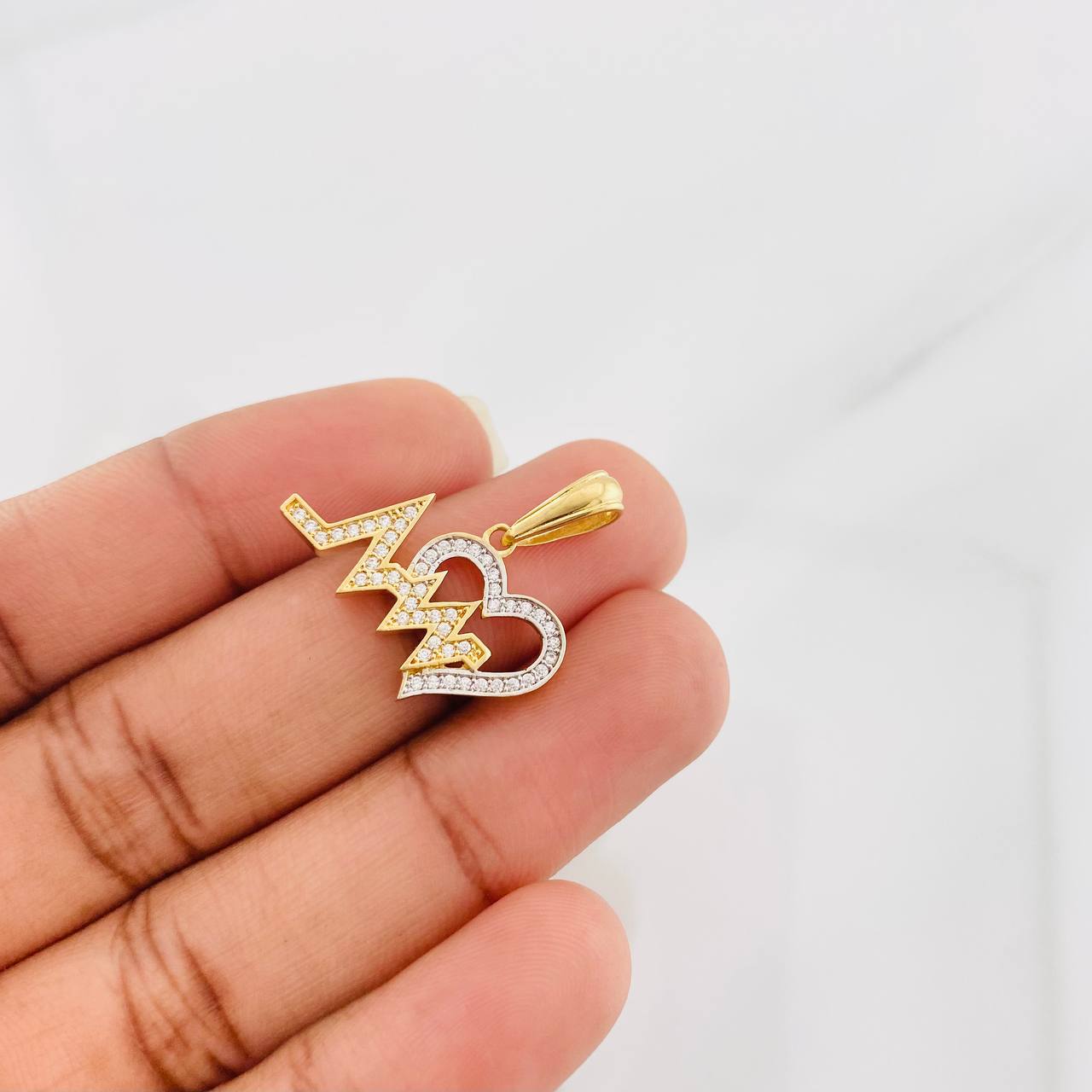 Dije Linea de Vida Corazon 3g / 3/4 in Dos Oros Amarillo Blanco 18K