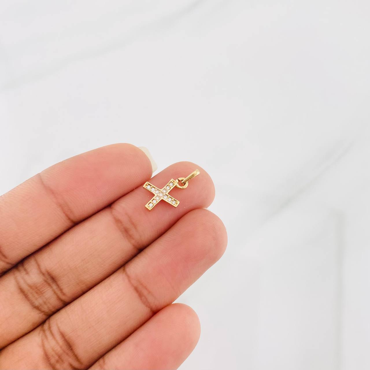 Dije Letra X 0.65g / 1/2 in Oro Amarillo 18K