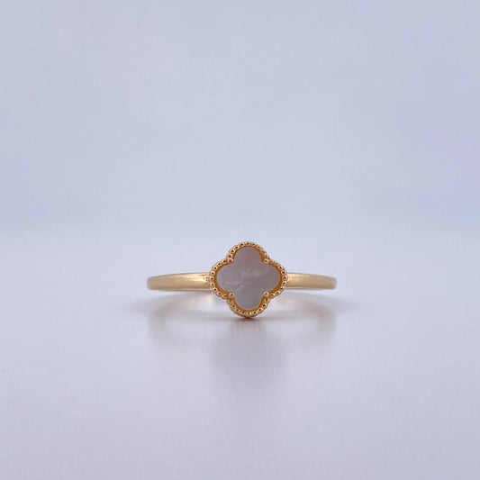 Anillo Trebol  1.8gr / T6 / Nacar Blanco Oro Amarillo 18K &
