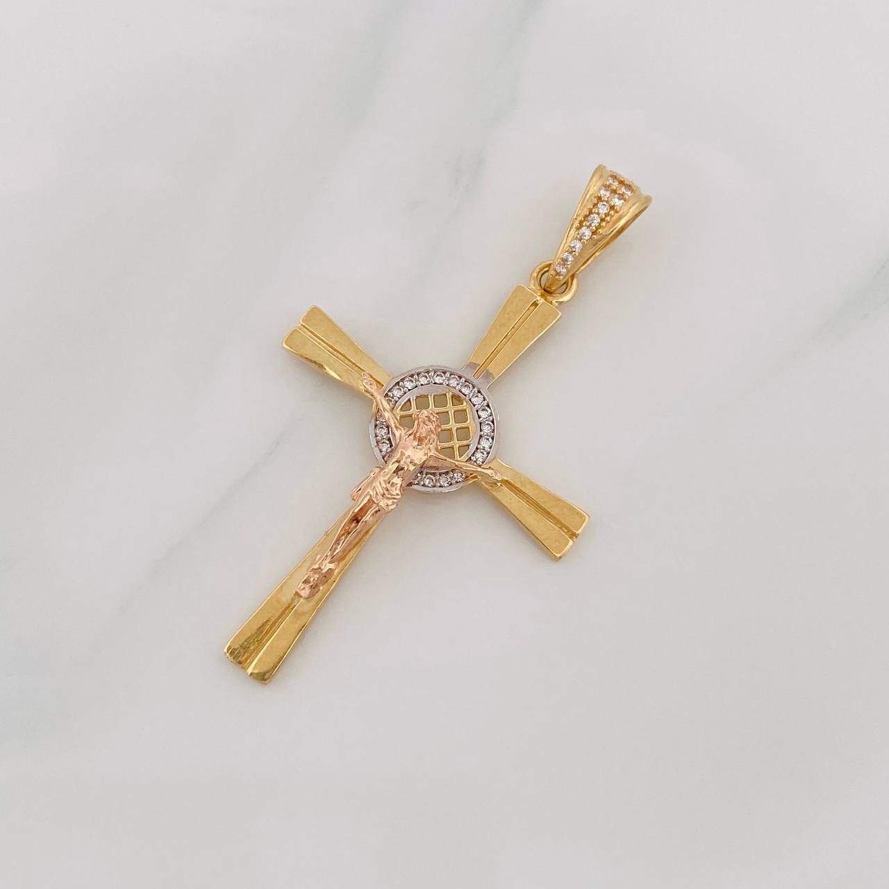 Dije Cruz Cristo 4.4g / 2 in Tres Oros 18K