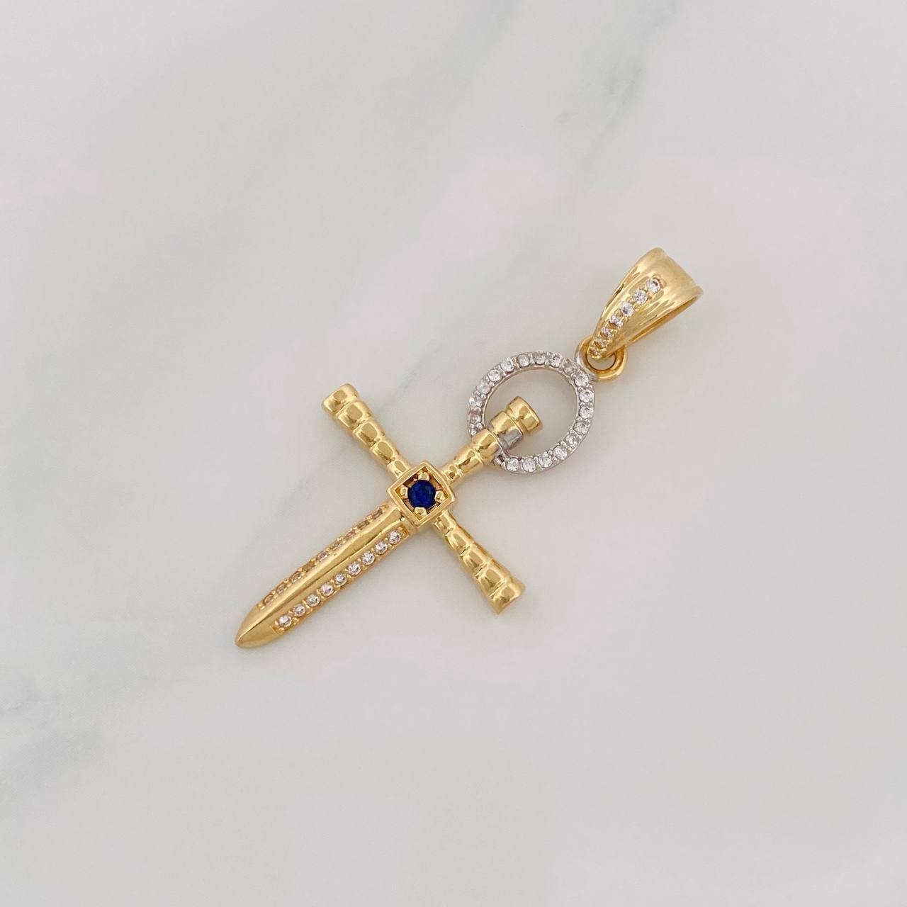 Dije Cruz Espada 3.35g / 1 3/4 in Dos Oros Amarillo Blanco 18K
