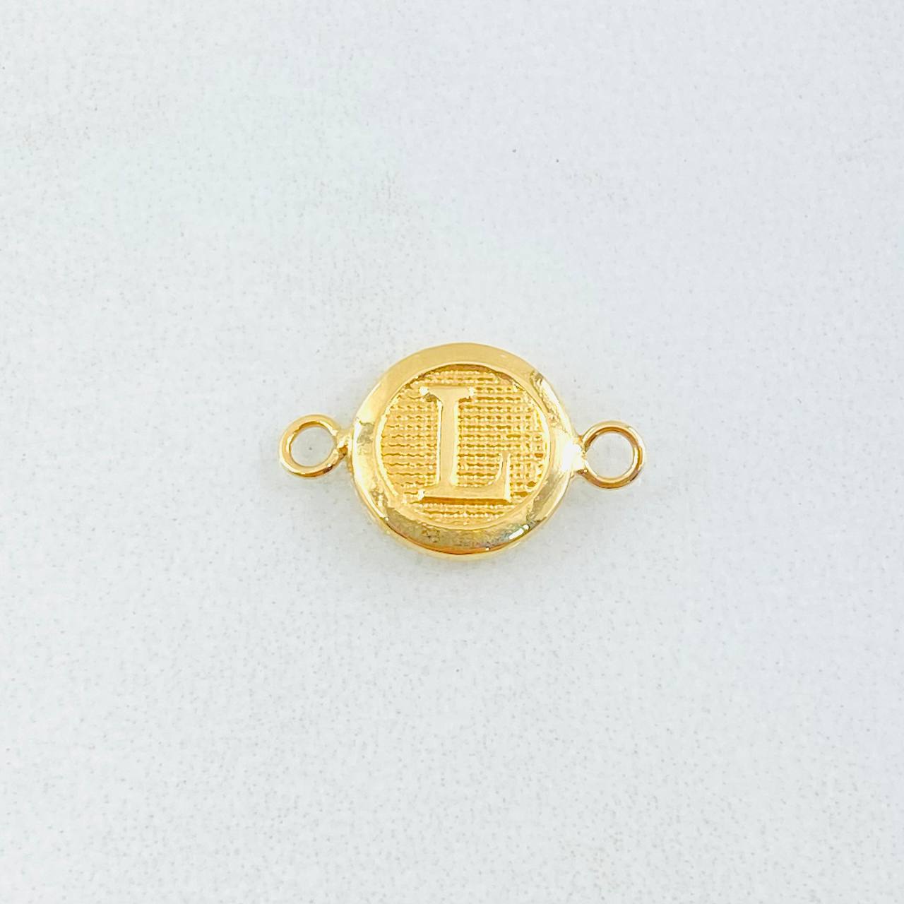 Herraje Letra L 0.4gr / 1/2 in / Oro Amarillo 18K
