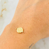 Herraje Letra V 0.4gr / 1/2 in / Oro Amarillo 18K ©
