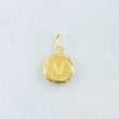 Dije Letra V 0.4gr / 3/4 in / Oro Amarillo 18K ©