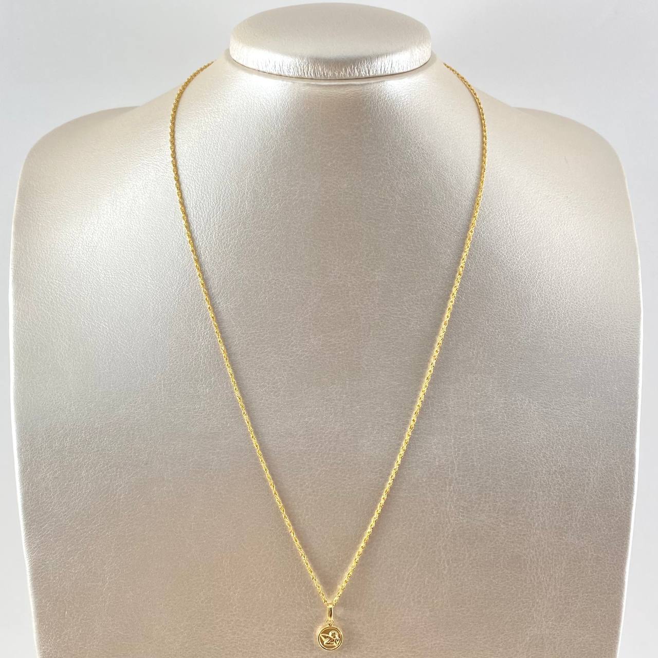 Set Rope Chain 1gr / 50cm / 1.2mm + Pendant Guardian Angel 0.45gr / 1.5cm Matte Circle 1.45gr 18K Yellow Gold (Offer)