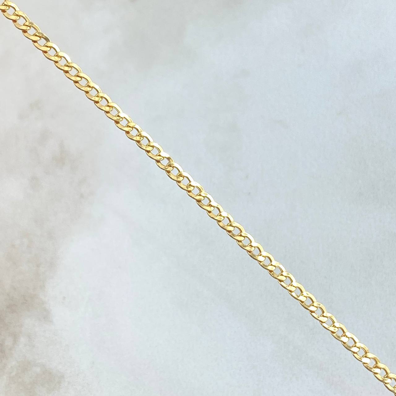 Pulso Cubano 1.55gr / 19.5cm-2.4mm Oro Amarillo +1 18K