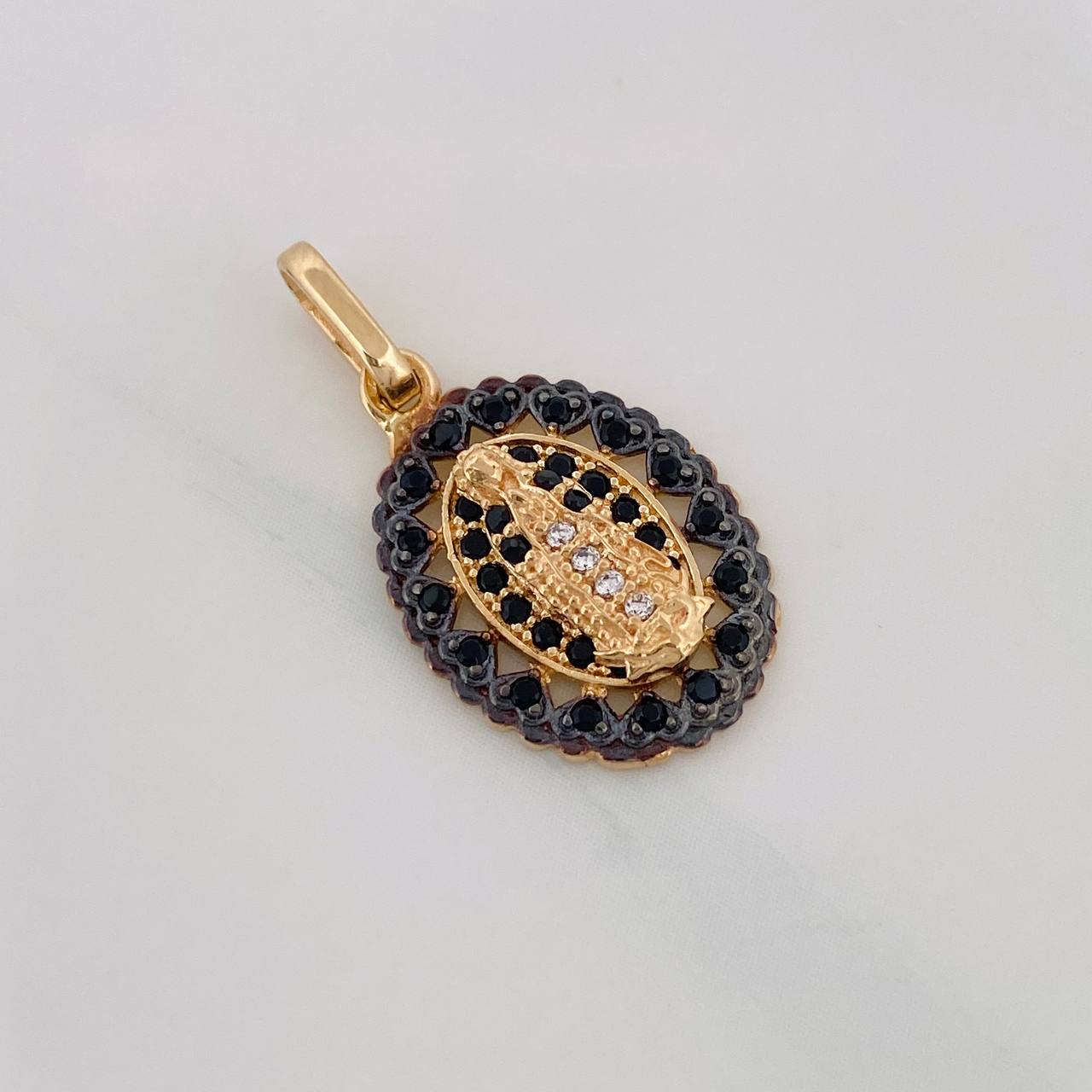 Pendant Guadalupe Virgin Medal 1.95g / 1 in Two-Tone Black Yellow 18K Gold