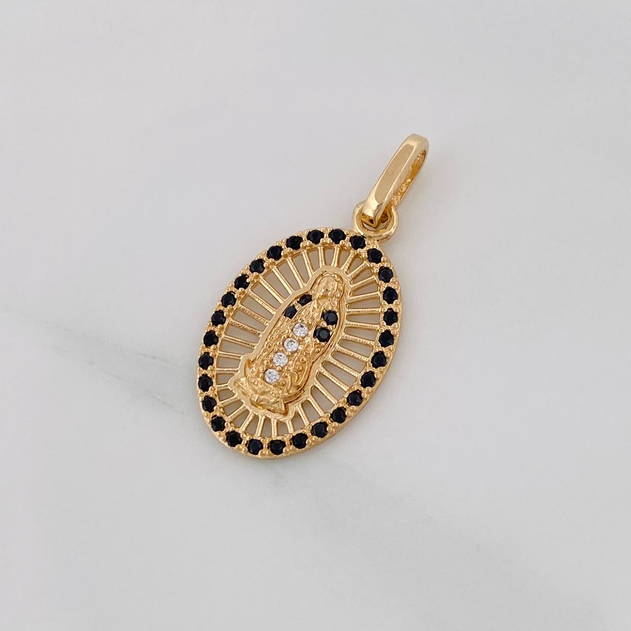 Pendant Guadalupe Virgin Medal 1.65g / 1 in 18K Yellow Gold