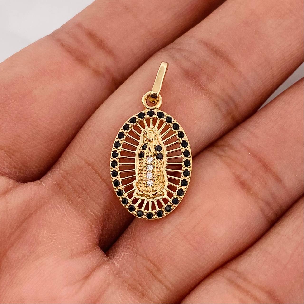 Pendant Guadalupe Virgin Medal 1.65g / 1 in 18K Yellow Gold