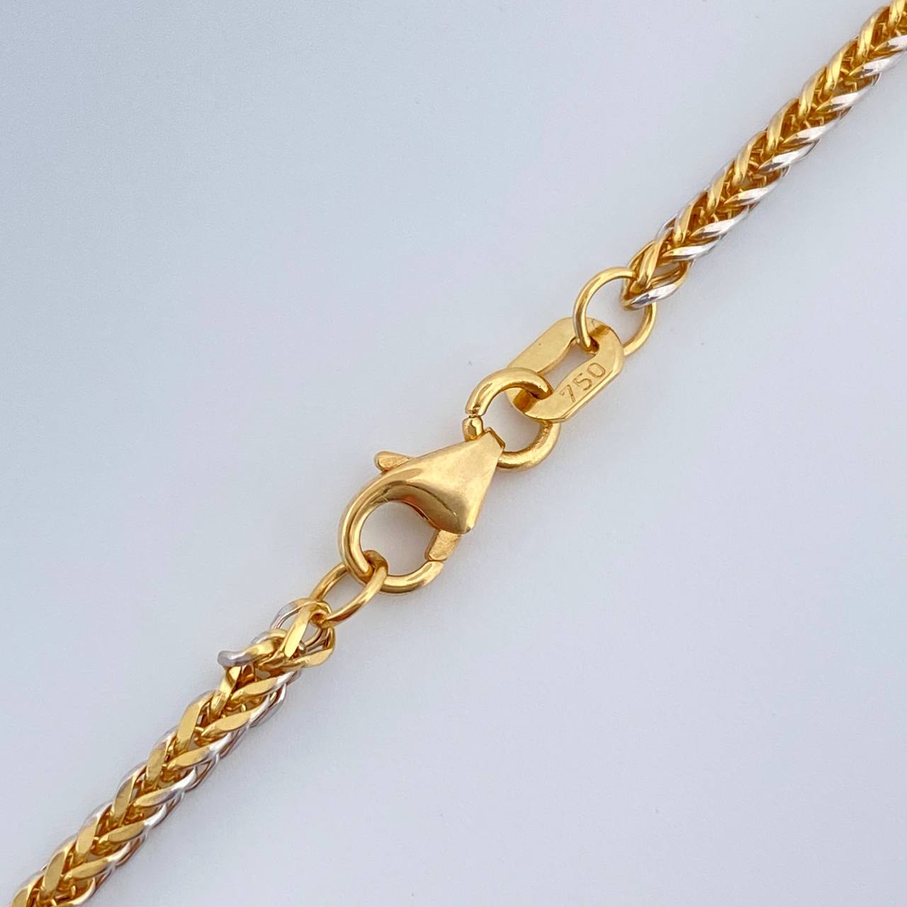 Cadena Franco 5.5gr / 23 1/2 in / Dos Oros Amarillo Blanco +3 18K +