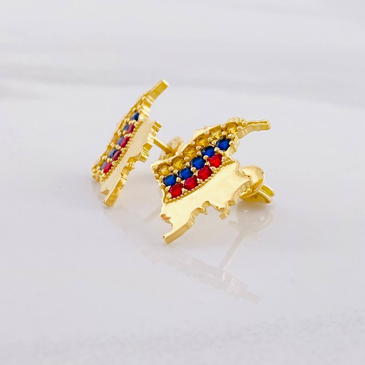 Topos Mapa de Colombia 3.65g / in / 18mm Oro Amarillo 18K