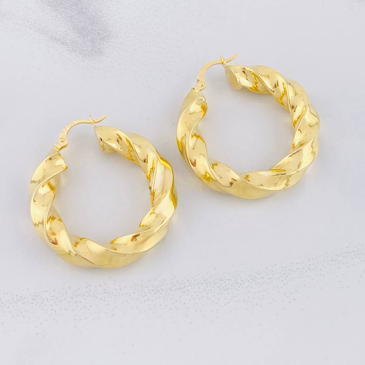 Hoop Earrings Fenix 8.45g / 1 1/2 in Yellow Gold 18K