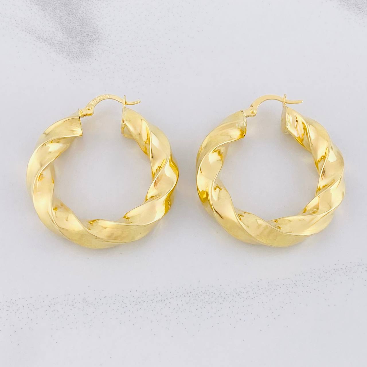 Hoop Earrings Fenix 8.45g / 1 1/2 in Yellow Gold 18K