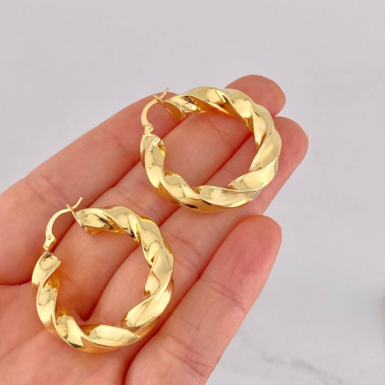 Hoop Earrings Fenix 8.45g / 1 1/2 in Yellow Gold 18K